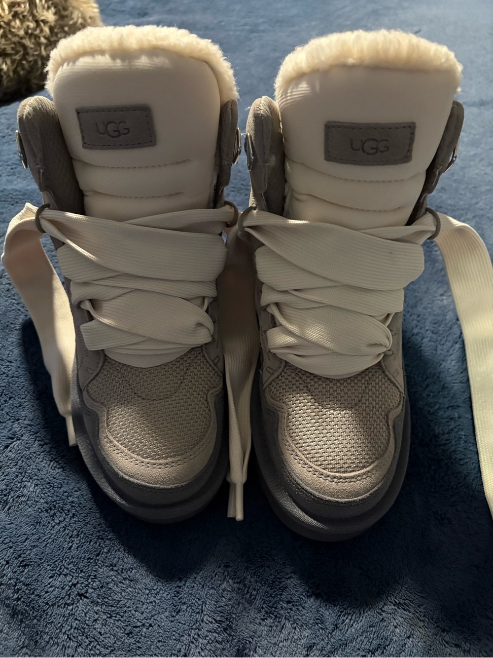 NWOT UGG Cream and Light Gray Shearling-Trim Lace-Up Sneakers size 6